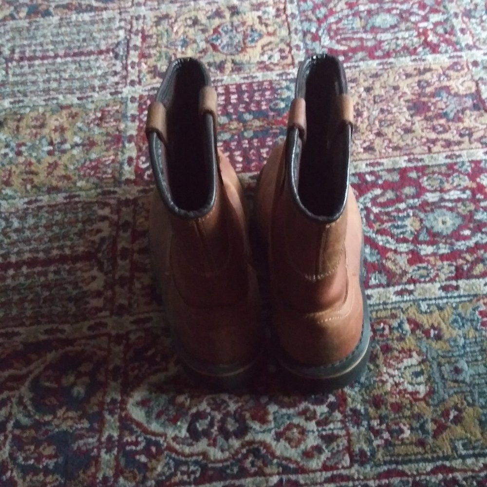 Winter boots